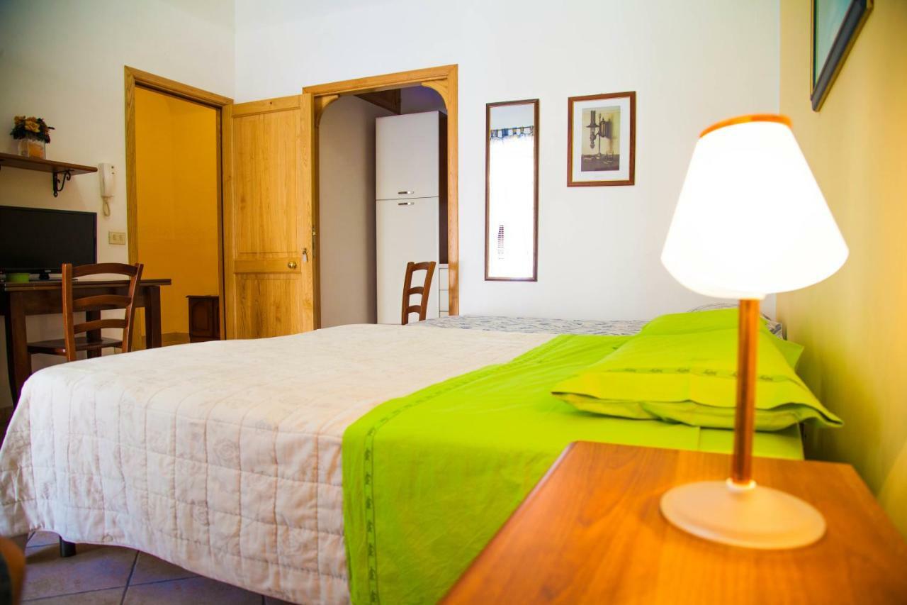 Bed & Breakfast Il Castellino Santo Stefano di Camastra Exterior photo